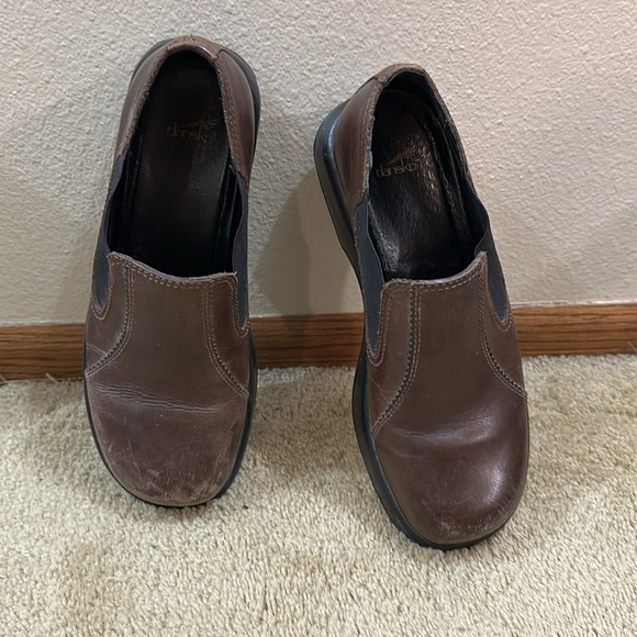 DANSKO Size  (9 be-9.5). 40 EU size.  GREAT shoes - Picture 3 of 10